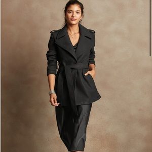 Classic Banana Republic wool trench coat size XS